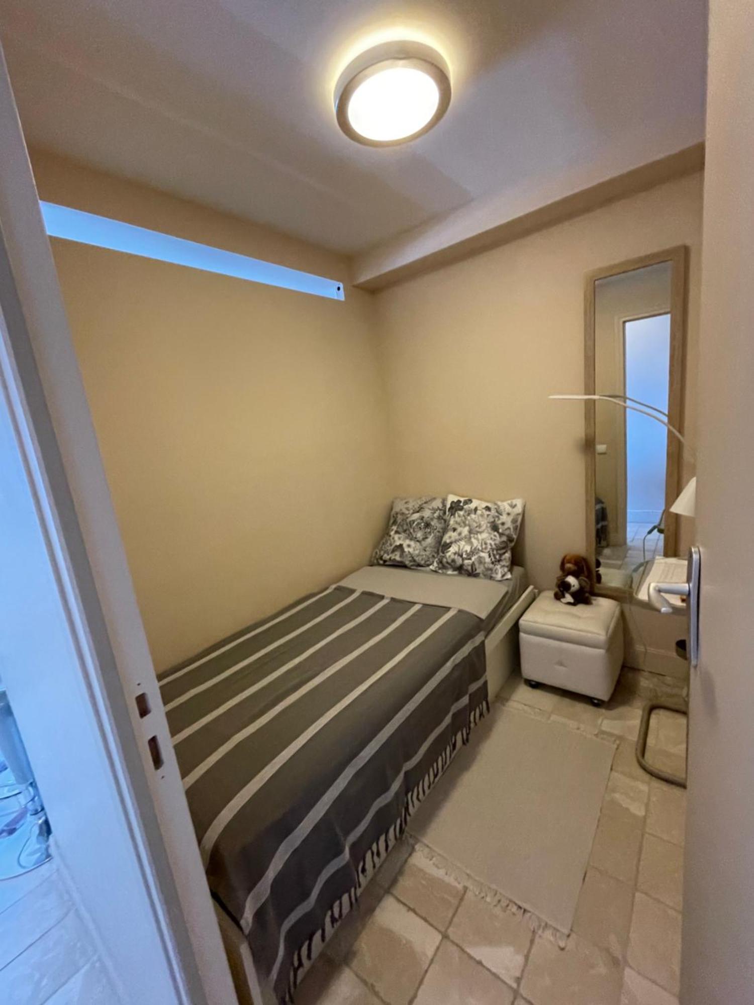 Superbe Appartement En Bord De Mer, Pres Du Centre Et Des Plages Ментона Екстериор снимка